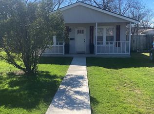 929 Barnett St, Kerrville, TX 78028