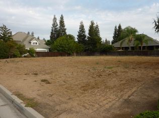 2559 W Beechwood Ave, Fresno, CA