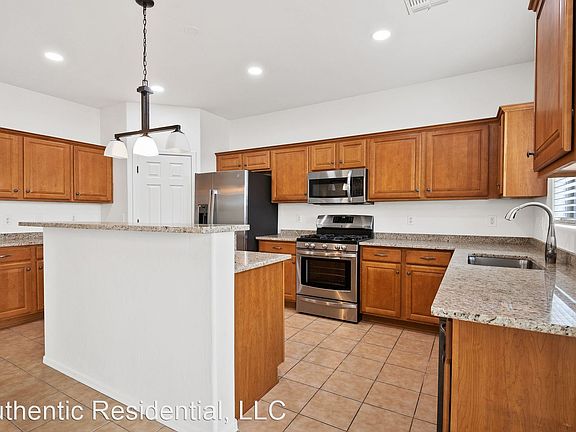 3rd image of 12604 N Golden Jubilee Dr