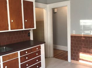 508 Lonsdale Ave UNIT 1R, Pawtucket, RI 02860