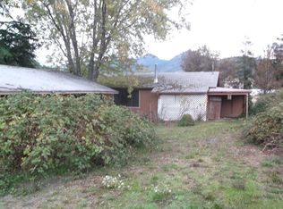 171 Norton Ln, Myrtle Creek, OR 97457