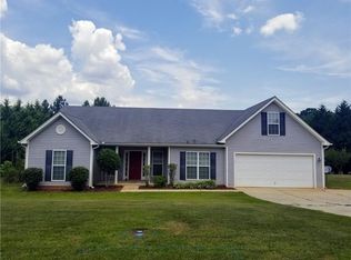 5206 Nobleman Ln, Lula, GA 30554