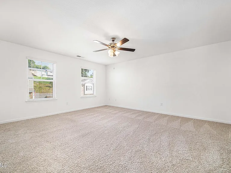 693 Barley Loop — Photo 33