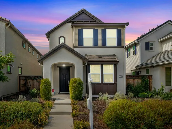 123 E Rodbell Ln, Mountain House, CA 95391