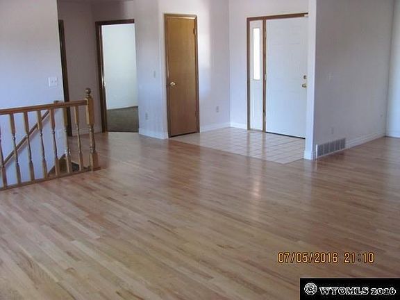 4th image of 1190 Indian Hills Dr