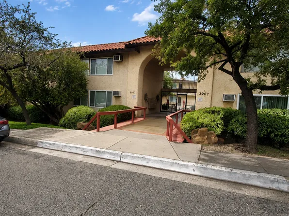 3907 La Crescenta Ave APT 205, Glendale, CA 91214