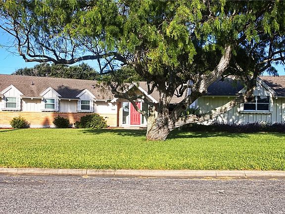 3rd image of 113 E Janin Cir