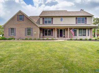 3351 Rainbow Ct, Oregon, OH 43616