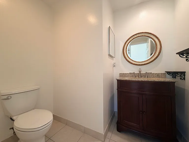 5772 NW 119th Dr — Photo 33