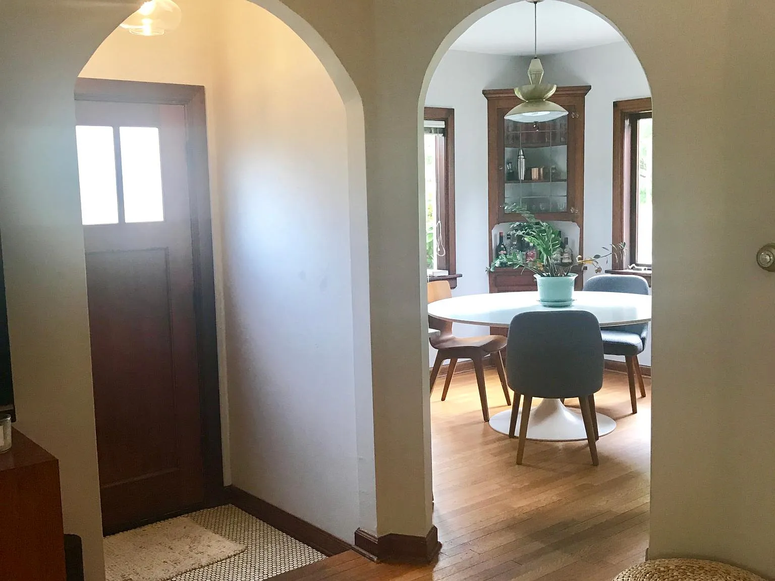 3 bed, 1308 sqft, $2,850 — Photo 3