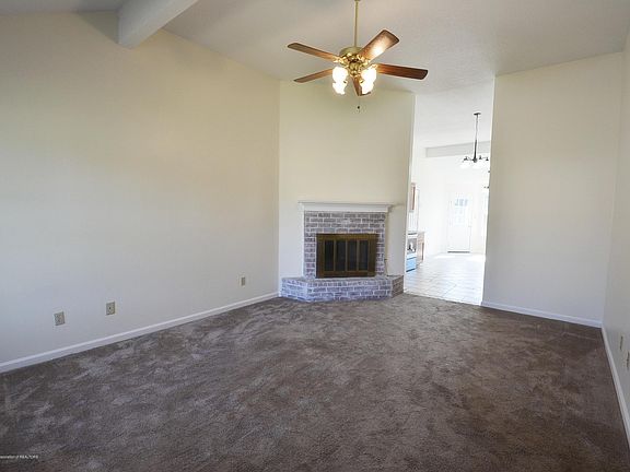 3rd image of 5716 Kentwood Dr