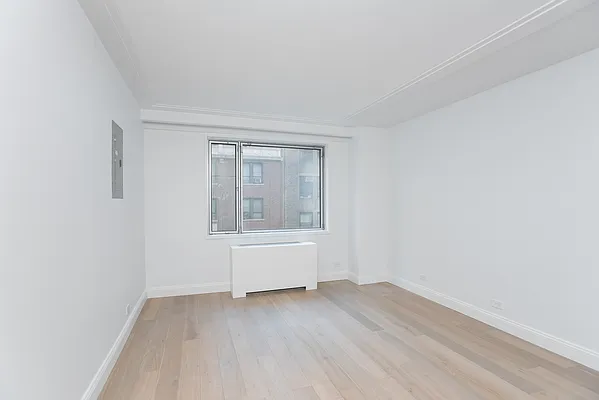 Rented by Trump International Realty | media 21