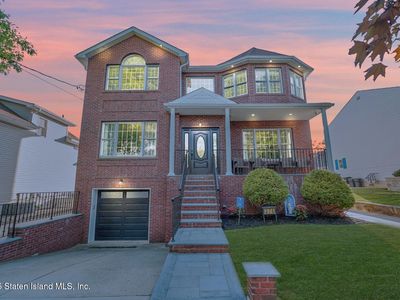376 Manhattan St, Staten Island, NY, 10307