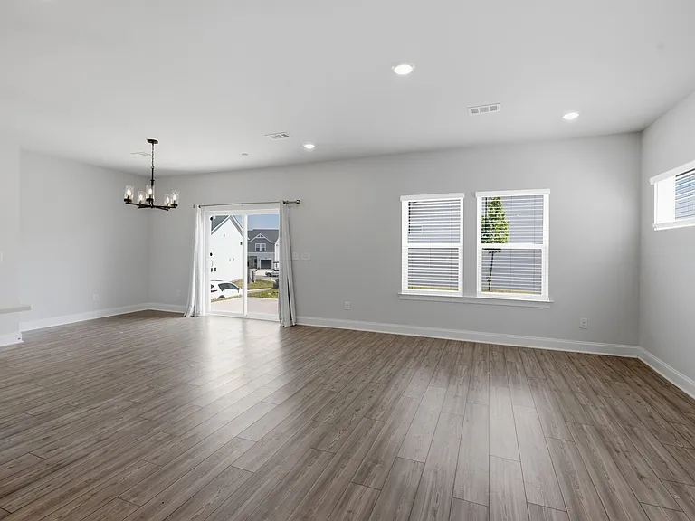 4371 Skyridge Dr — Photo 9