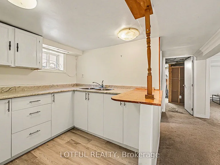 98 Queen Mary St #2 — Photo 8