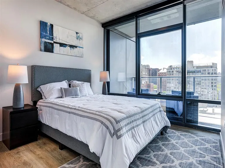 Four50 Residences — Photo 13