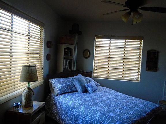 Bed. 1 in main house