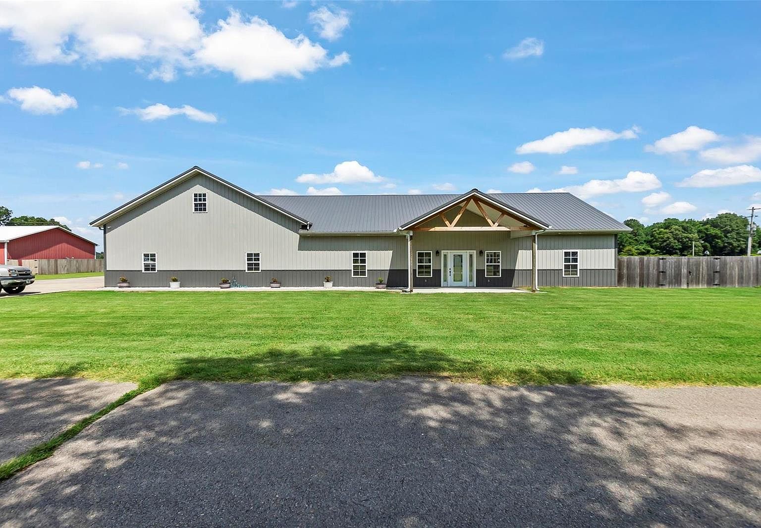 714 Oak St, Hornersville, MO 63855 MLS 24041352 Zillow