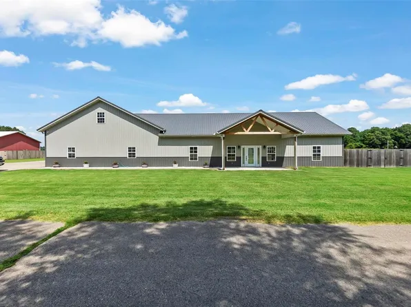 714 Oak St, Hornersville, MO 63855