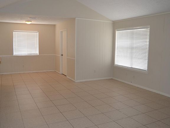 3rd image of 3210 Cherry Springs Dr