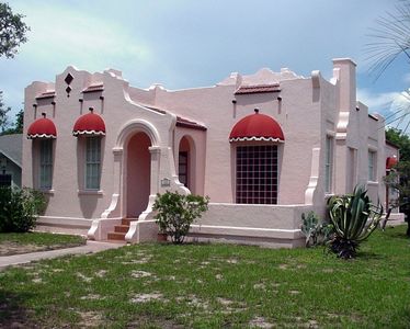 408 S Palm Ave, Howey In The Hills, FL, 34737