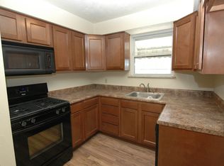 1201 Pine Hollow Rd, Mc Kees Rocks, PA 15136