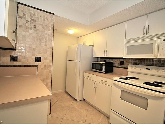 5th image of 1875 Florida Club Dr APT 7210