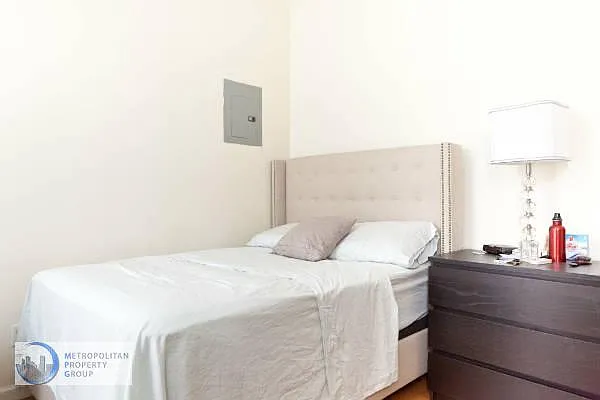 Rented by Metropolitan Property Group | media 47