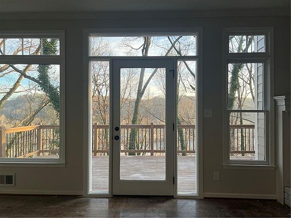 5th image of 226 Riverview Trl #53