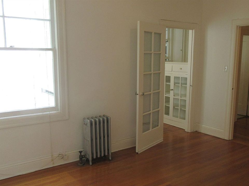 1st image of 3360 Octavia St APT 5