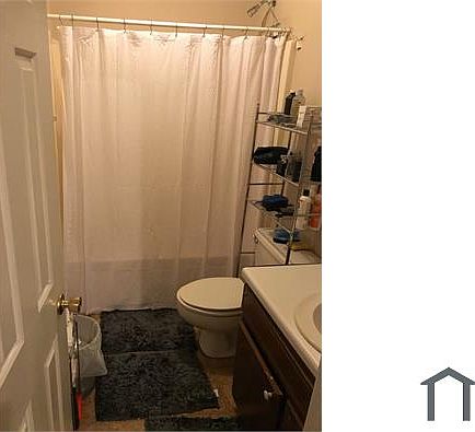 4th image of 904 N Montgomery St APT 1