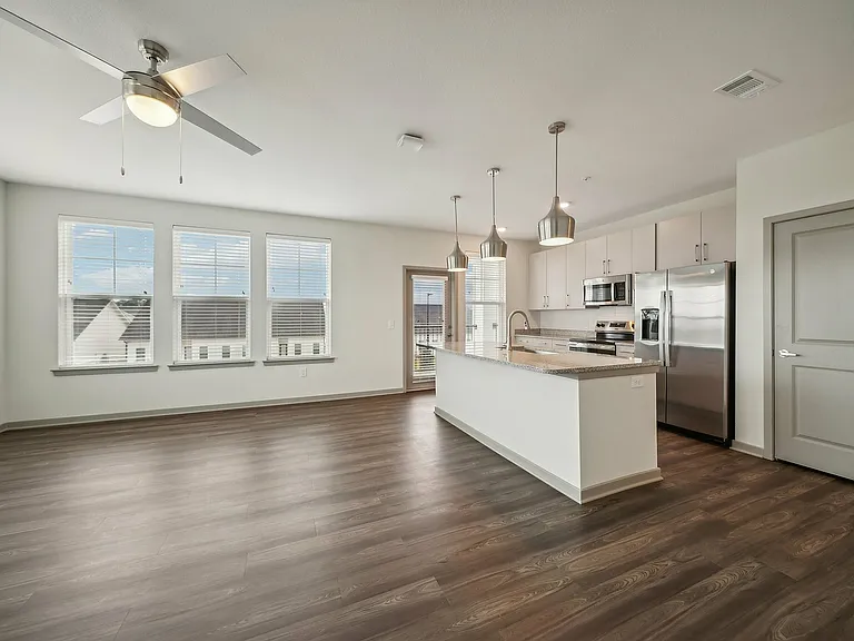 2-web-or-mls-Conquest Ct NW-002