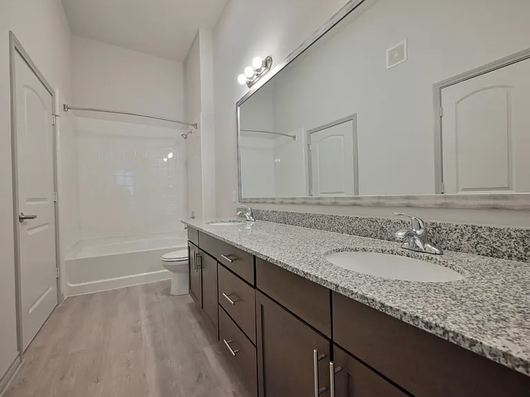 Heritage Estates at Wells Branch — Photo 5