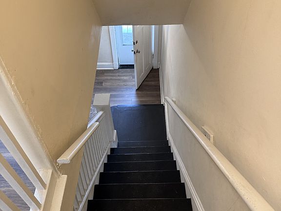 2nd image of 307 S Logan Ave