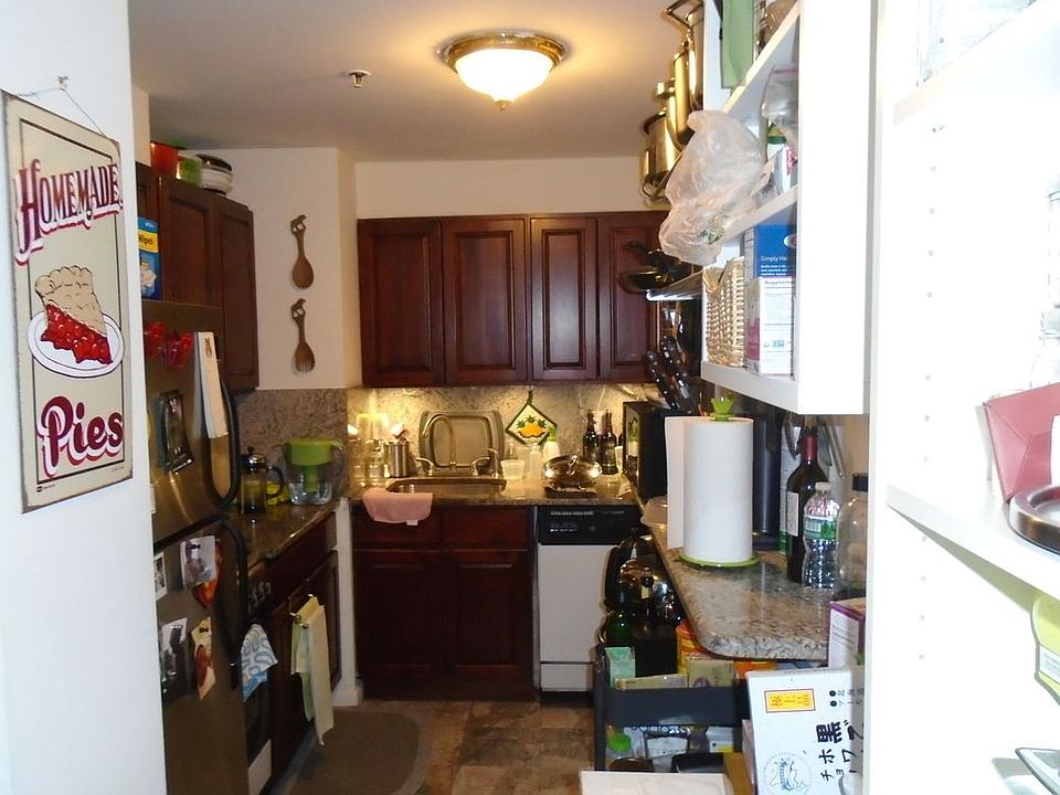 1st image of 7552 113th St APT 3R