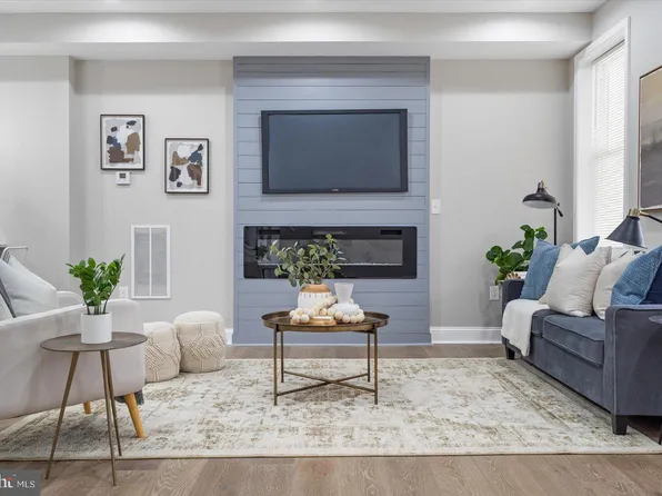 505 Lyndhurst St, Baltimore, MD 21229