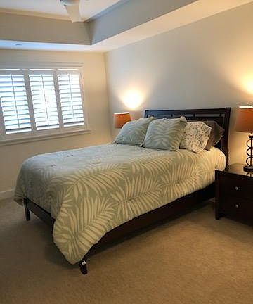 5th image of 63 Gateway Pl #203