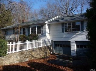 32 Ladas Pl, Shelton, CT 06484