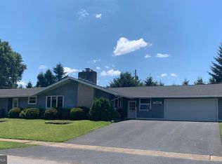 4904 Charles Rd, Mechanicsburg, PA 17050