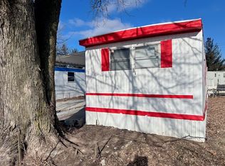 711 N 19th St #21, Hamilton, IL 62341