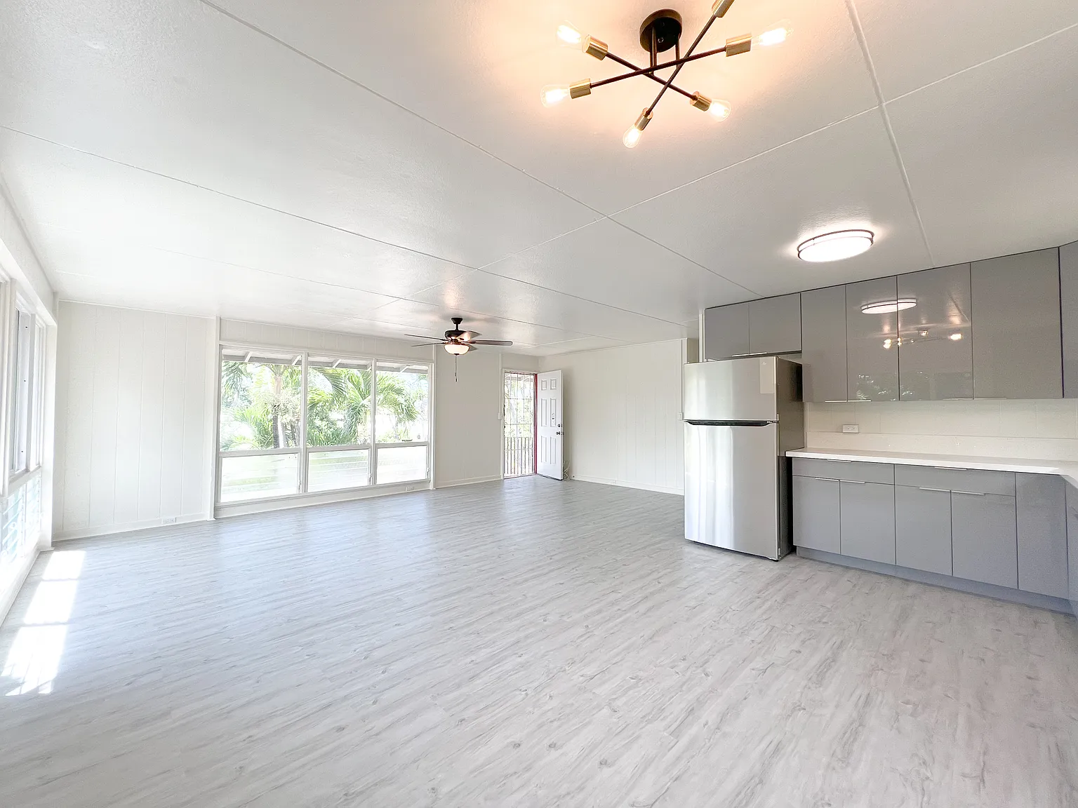 5 bed, 1400 sqft, $3,600 — Photo 1