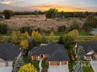 393 E Fishing Creek Ln, Eagle, ID 83616