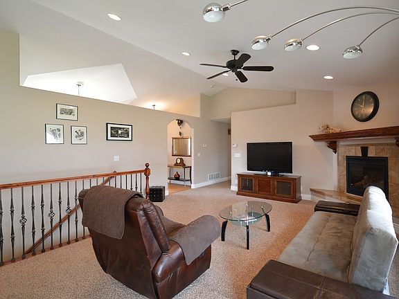 5th image of 116 Fair Hills Cir