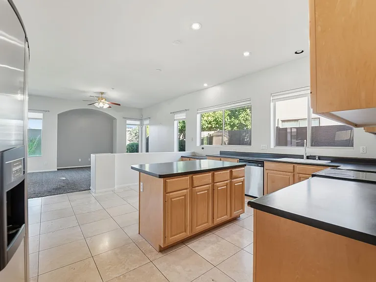 7180 W Trails Dr — Photo 8