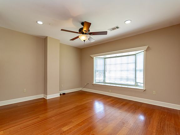 5th image of 4214 S Roman St