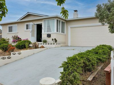 496 Jean Cir, Marina, CA, 93933