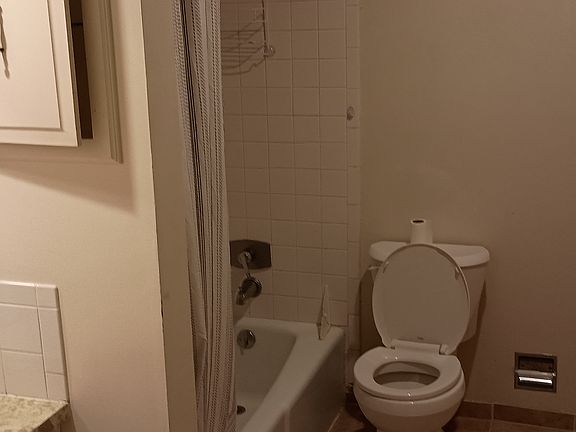 5th image of 9260 Rosehill Rd APT 8