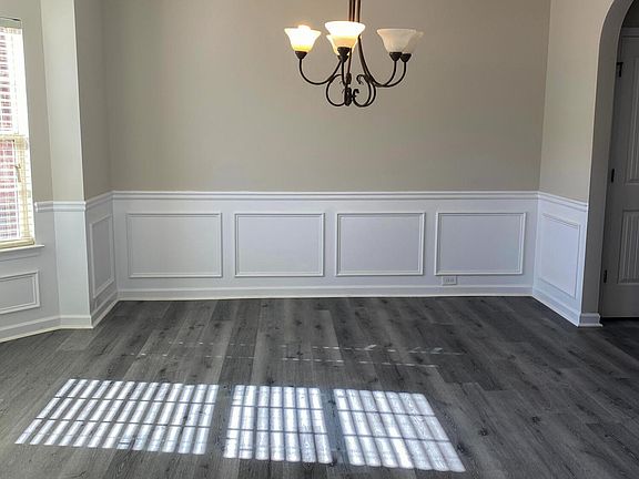 2nd image of 3005 Burgess Street