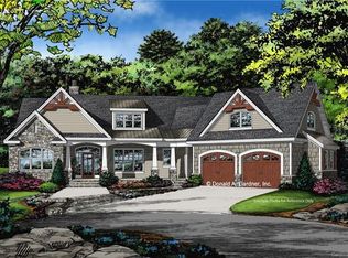 101 Cedar Springs Dr, Zirconia, NC 28790