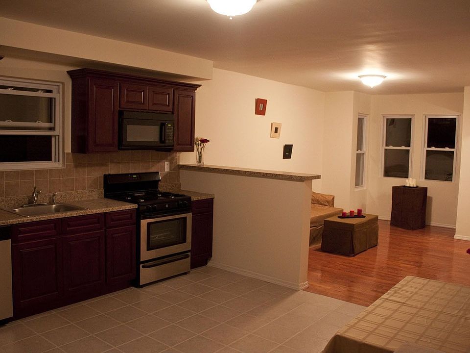 2nd image of 291 Simonson Ave